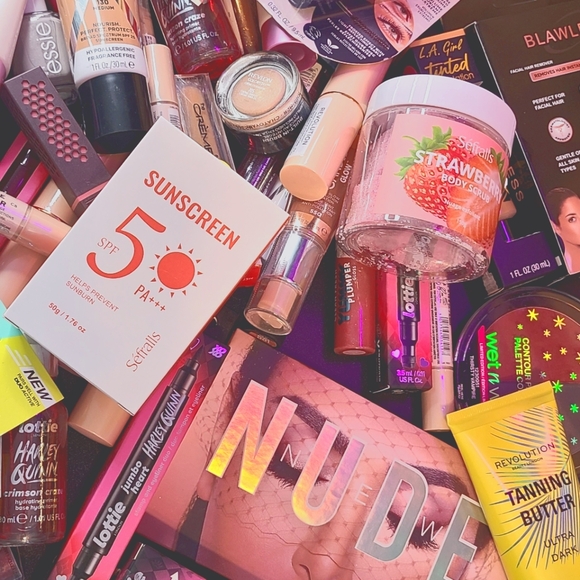 COVERGIRL Other - Live 8/11 @ 730 PST Random Pulls💕💃